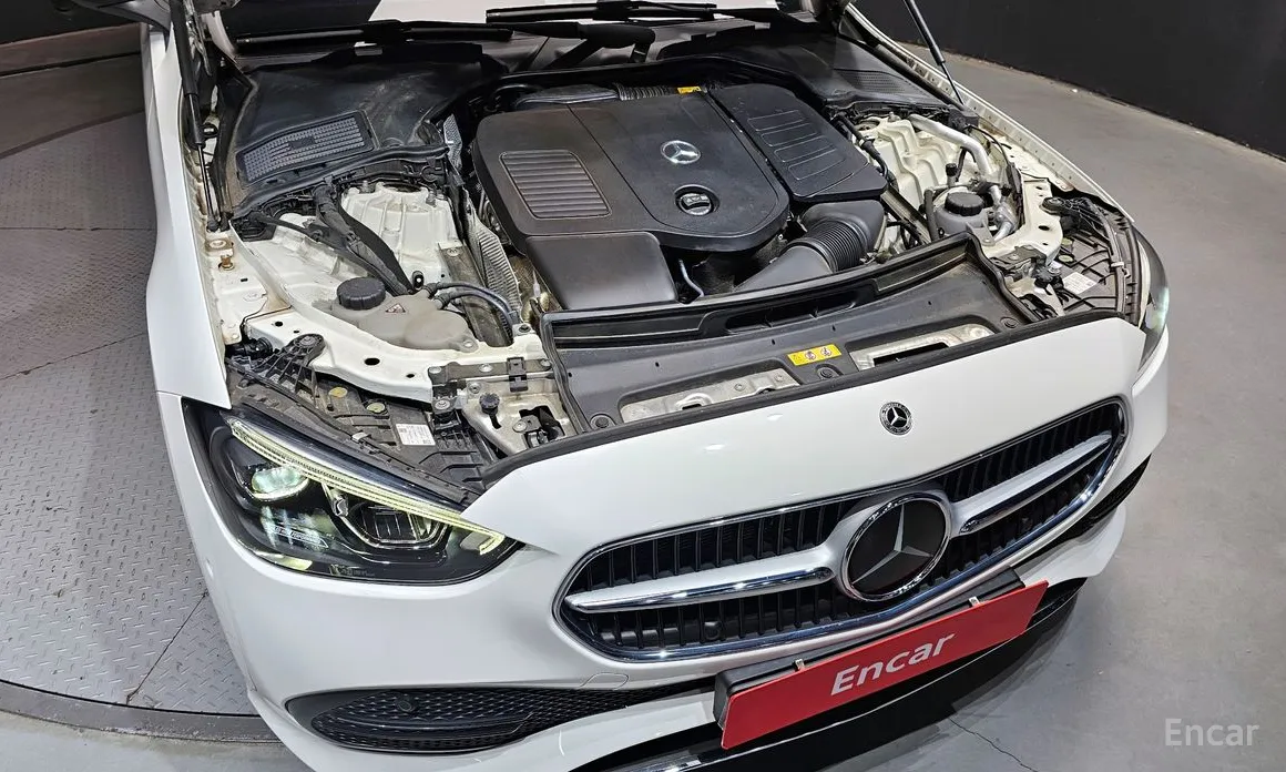 Mercedes-Benz C-Class 2022 C200 4MATIC Avantgarde