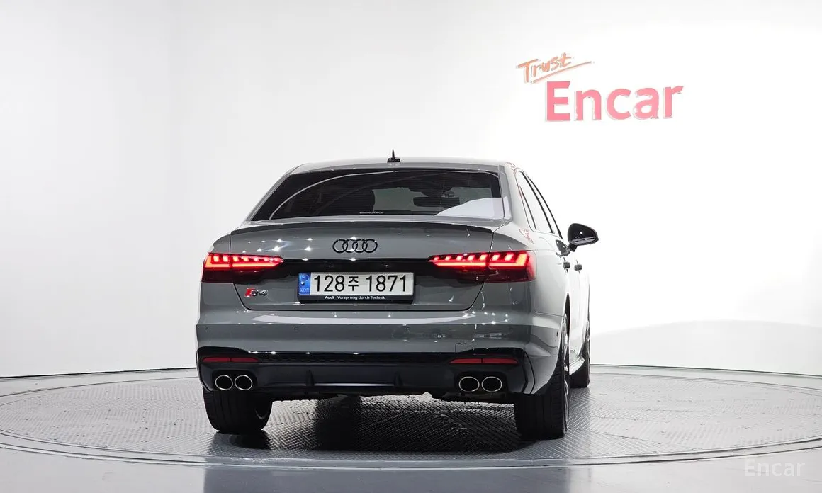 Audi S4 2021 3.0 TFSI Quattro