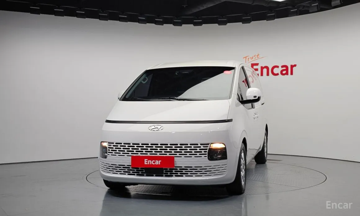 2021 Hyundai Staria