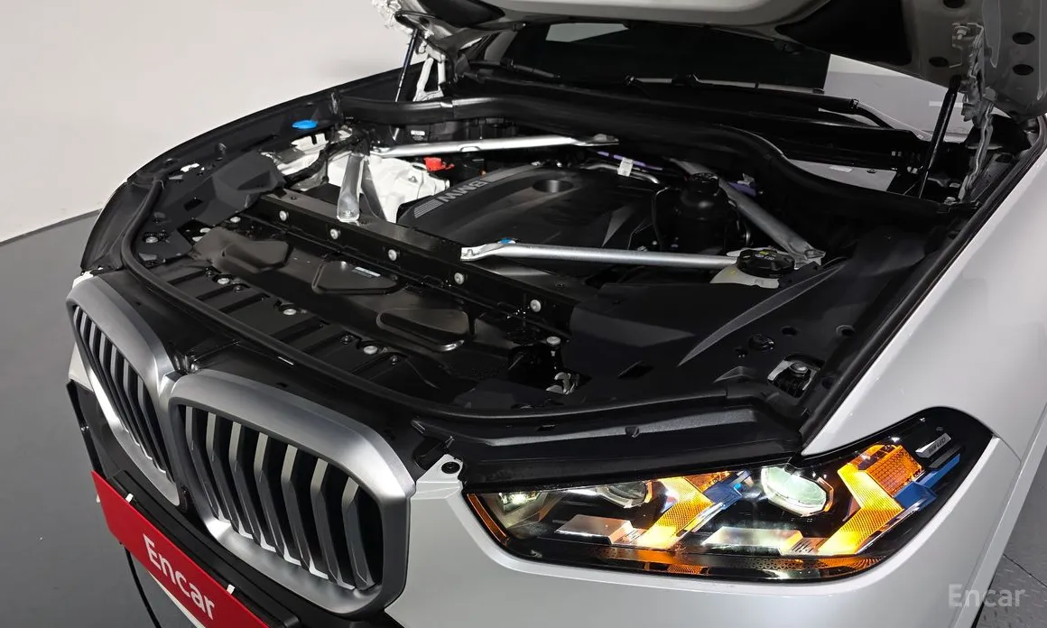 BMW X5 2019 xDrive 40i M Sport