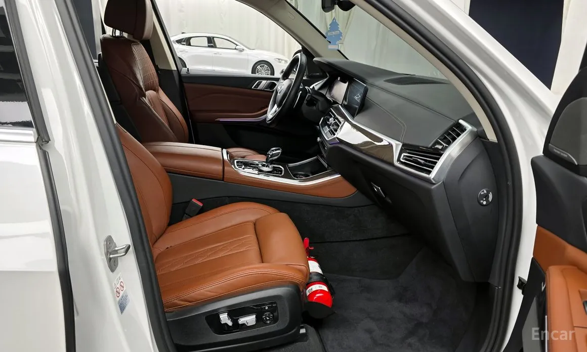 BMW X5 2019 xDrive 40i xLine