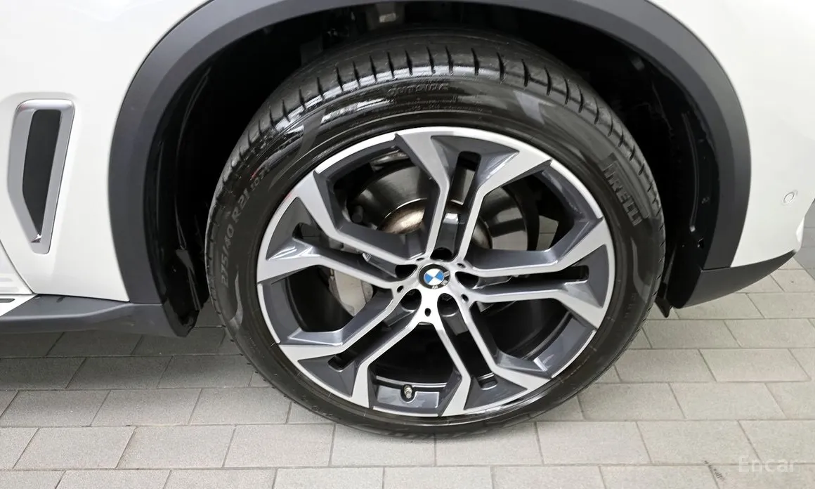 BMW X5 2019 xDrive 40i xLine