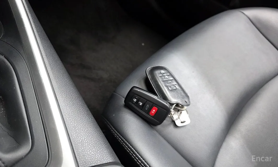 Toyota RAV4 2019 2.5 2WD Hybrid