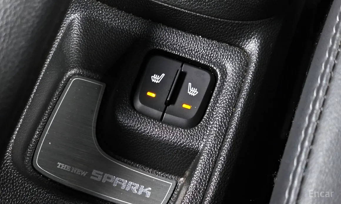 Chevrolet Spark 2018 Red Pick Edition