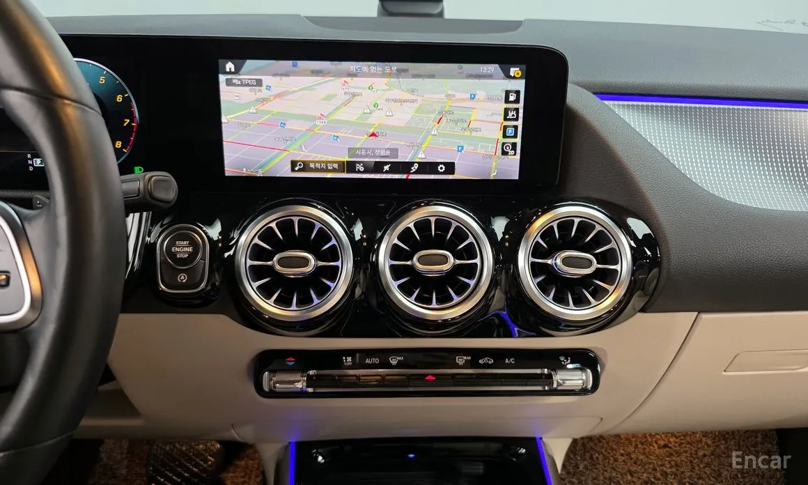 Mercedes-Benz GLA-Class 2020 GLA220