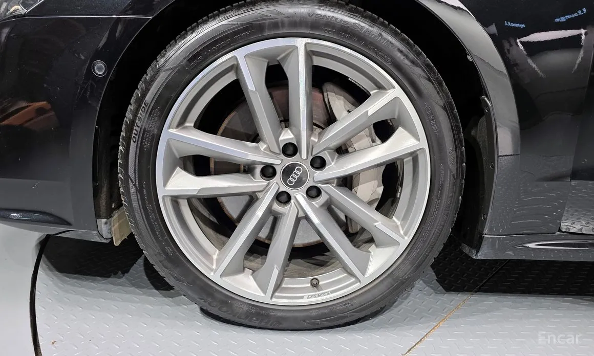 Audi A7 2018 55 TFSI Quattro Premium