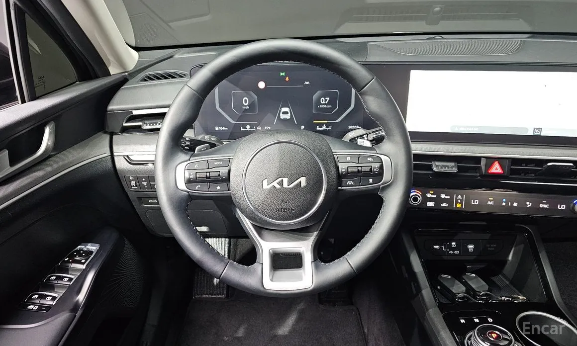Kia K5 2023 2.0