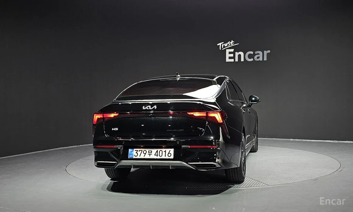 Kia K5 2023 2.0