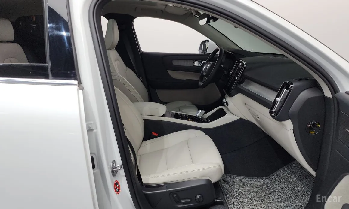 Volvo XC40 2018 B4 Ultimate Bright