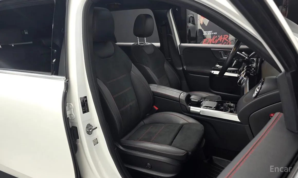 Mercedes-Benz GLB-Class 2020 GLB250 4MATIC