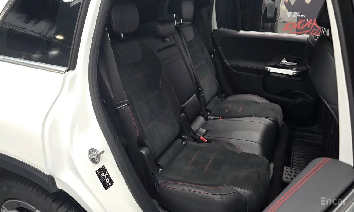 Mercedes-Benz GLB-Class 2020 GLB250 4MATIC