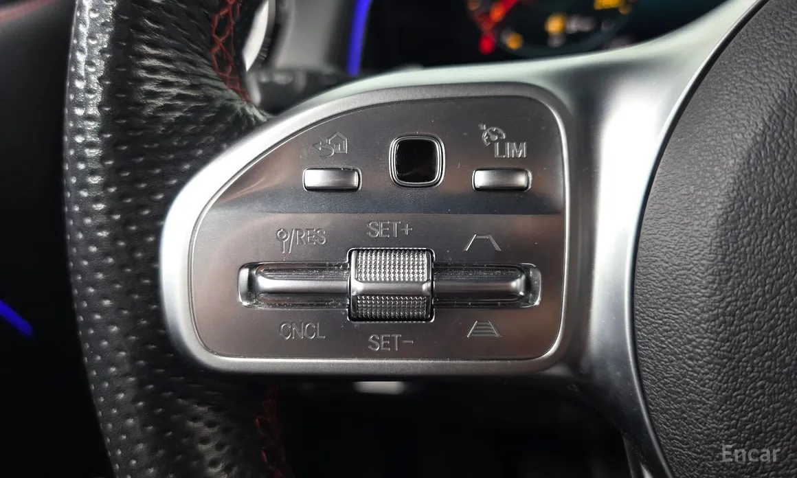 Mercedes-Benz GLB-Class 2020 GLB250 4MATIC