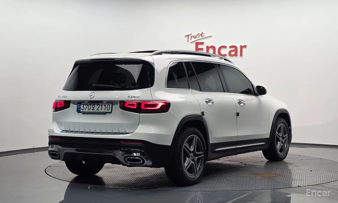 Mercedes-Benz GLB-Class 2020 GLB250 4MATIC