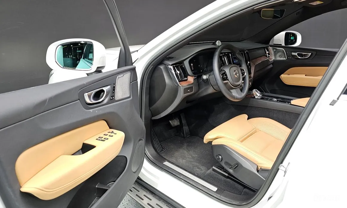 Volvo XC60 2017 B5 Ultimate Bright