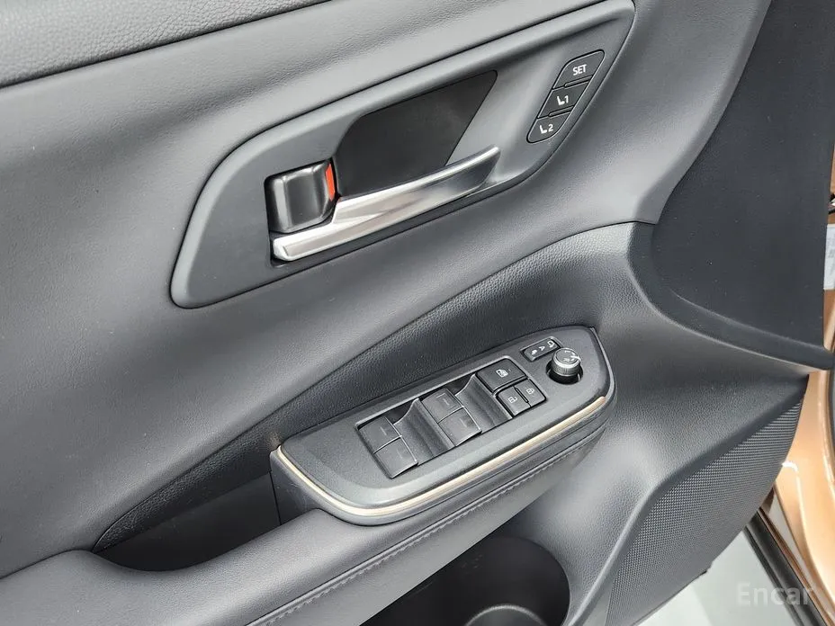 Toyota Crown 2023 2.4 4WD Dual Boost HYbrid