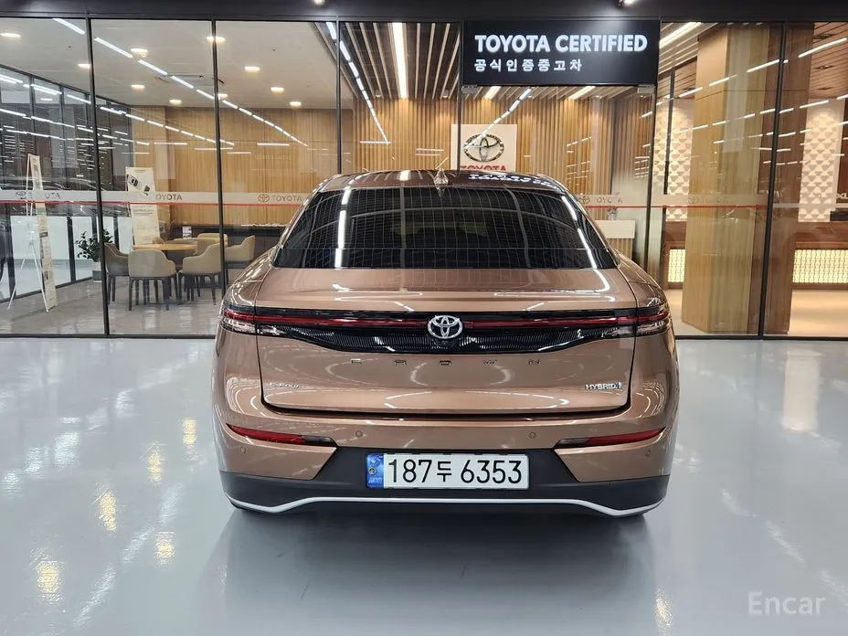 Toyota Crown 2023 2.4 4WD Dual Boost HYbrid