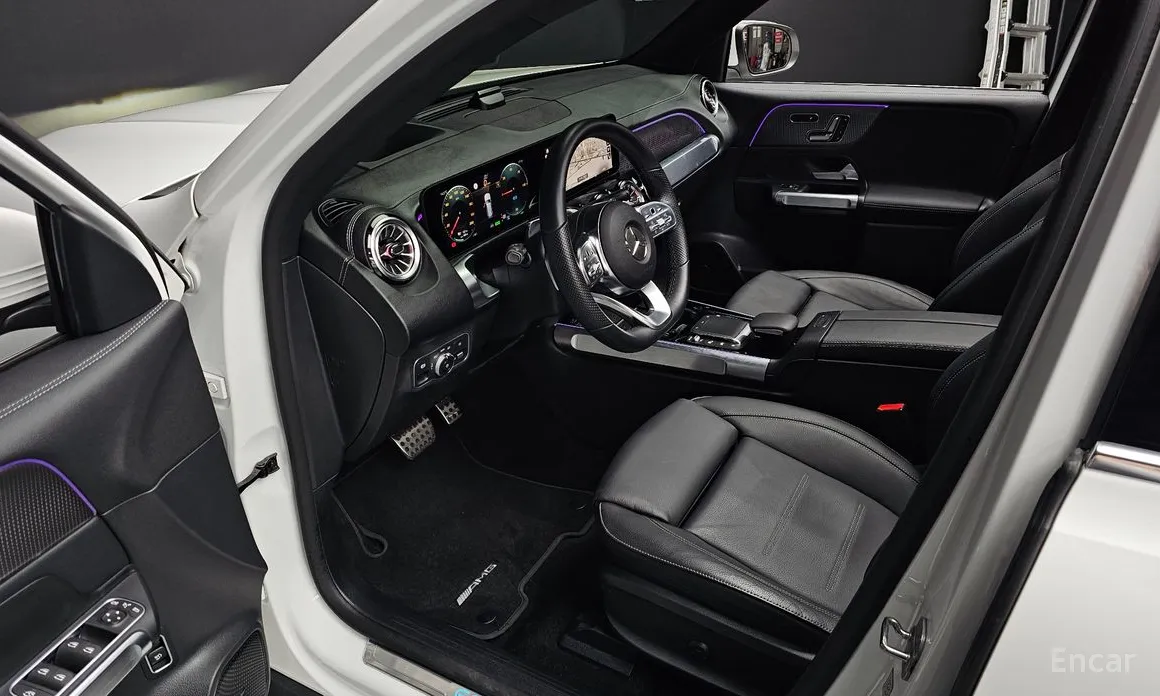 Mercedes-Benz EQB 2022 EQB300 4MATIC AMG Line