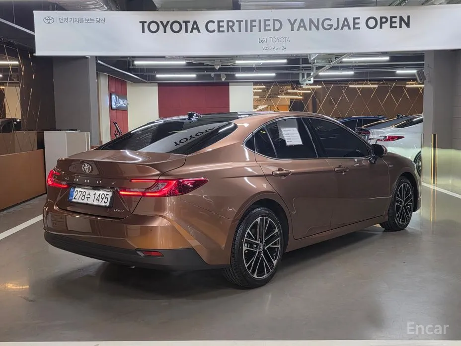 Toyota Camry 2024 2.5 XLE Premium Hybrid