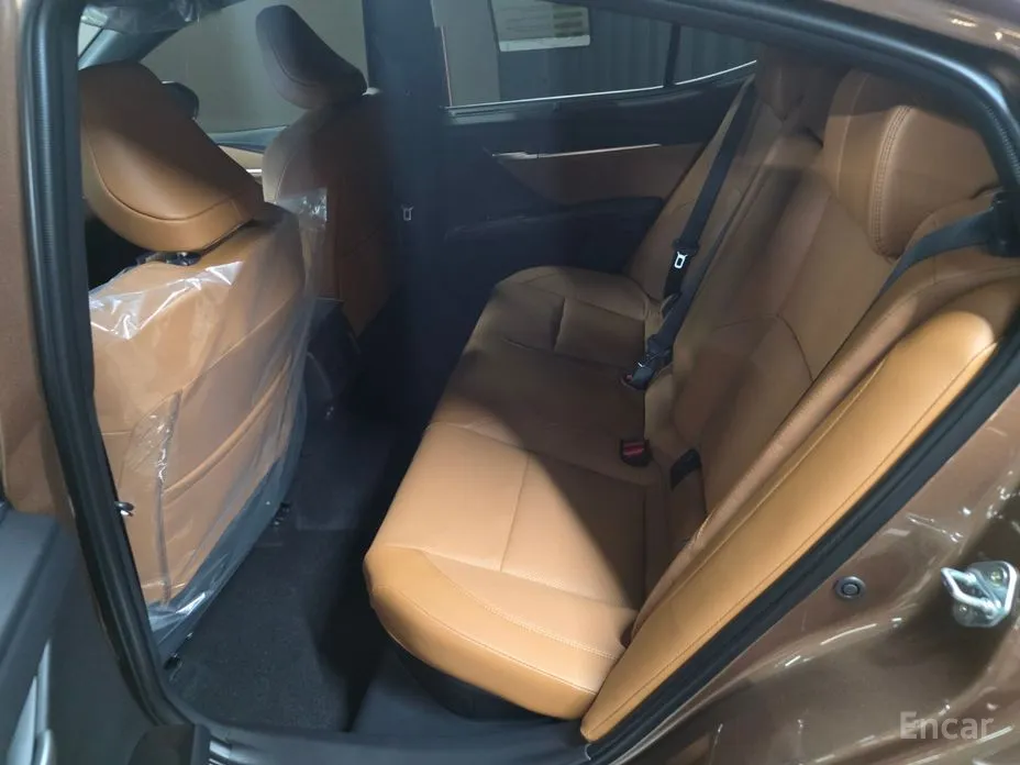 Toyota Camry 2024 2.5 XLE Premium Hybrid