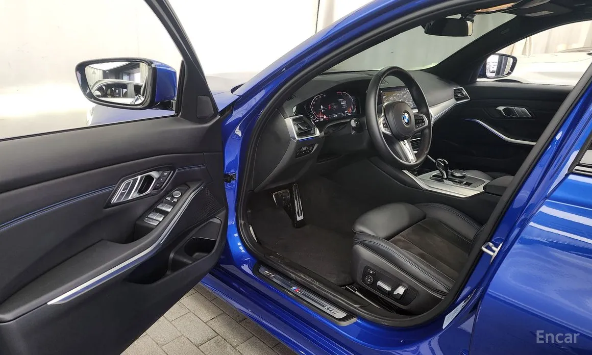 BMW 3 Series 2019 320i M Sport