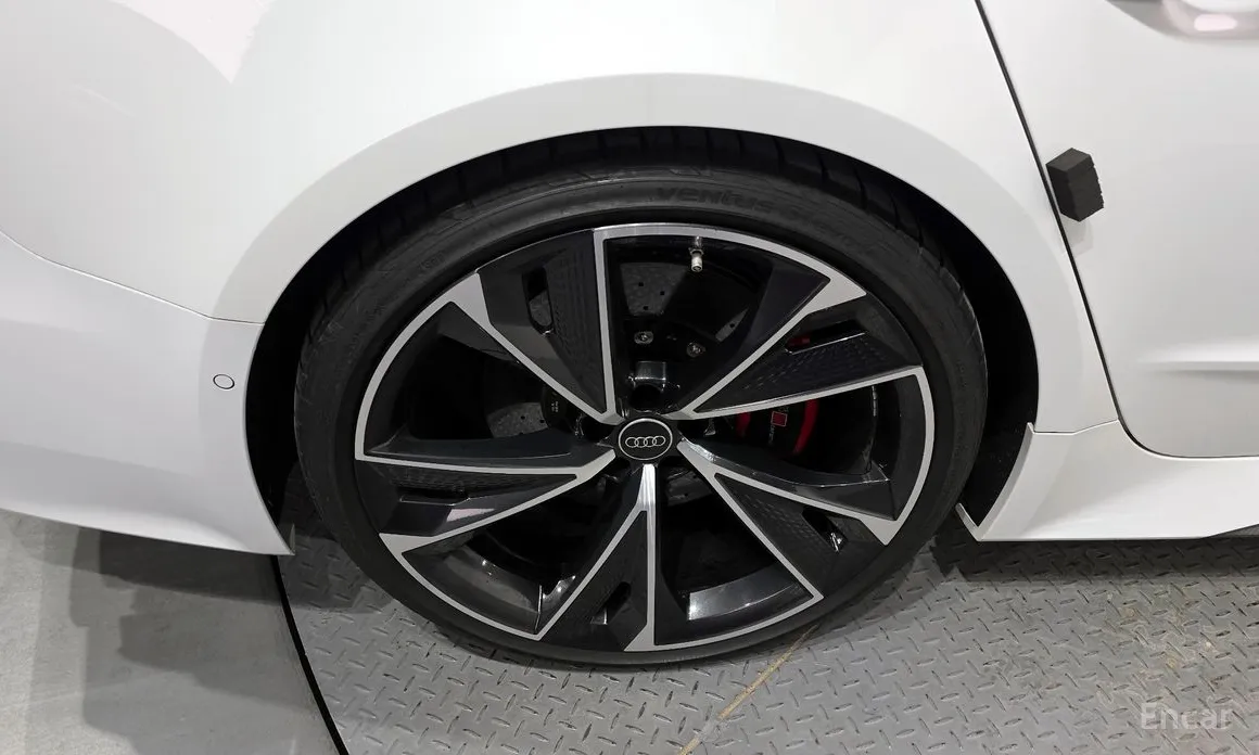 Audi RS 7 2021 4.0 TFSI Quattro