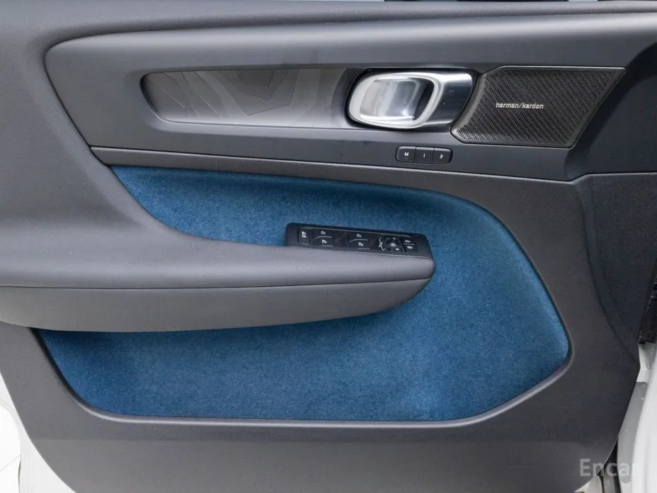 Volvo XC40 2022 Twin Ultimate