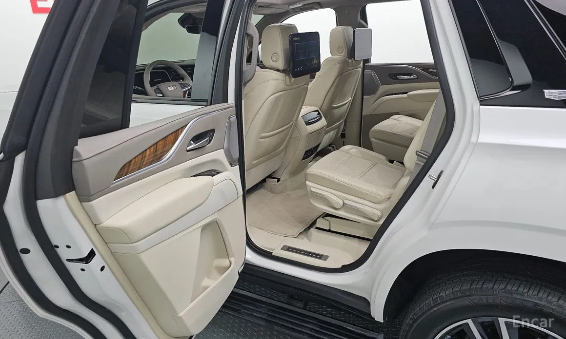 Cadillac Escalade 2021 6.2