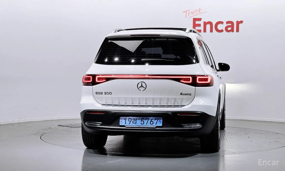 Mercedes-Benz EQB 2022 EQB300 4MATIC Electric Art