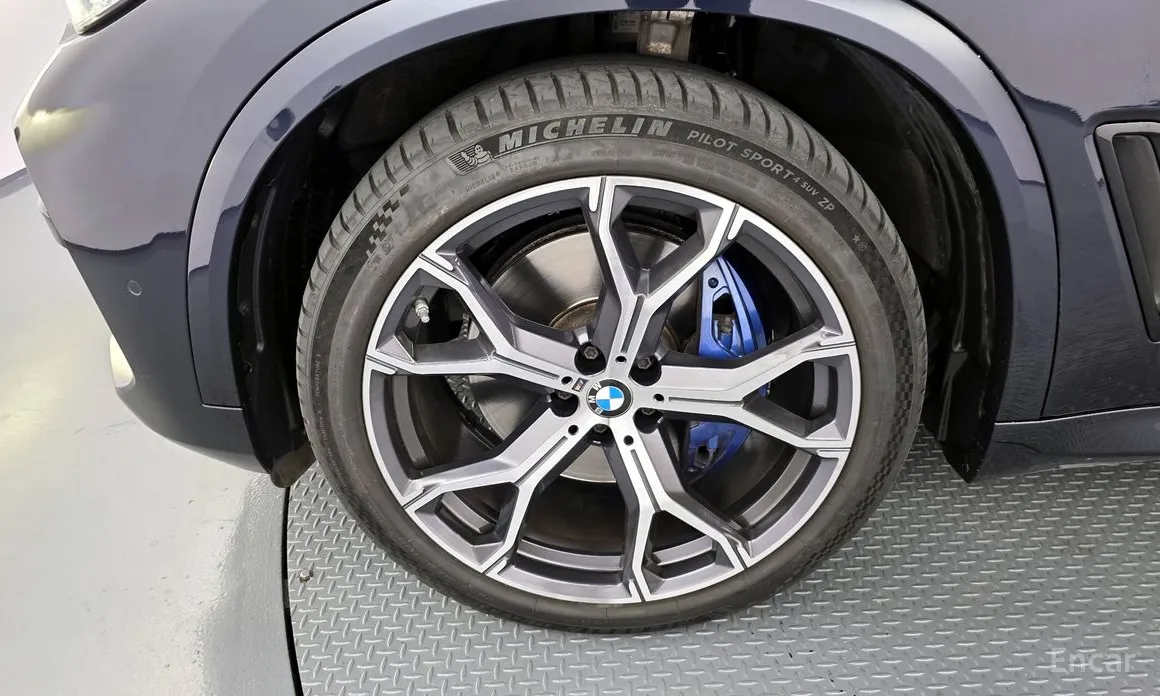 BMW X5 2019 xDrive 40i M Sport