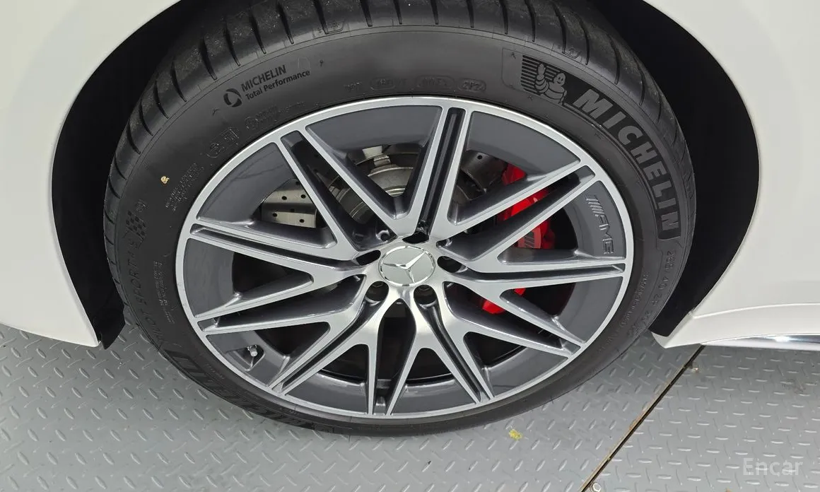 Mercedes-Benz AMG GT 2014 4Door 43 4MATIC+