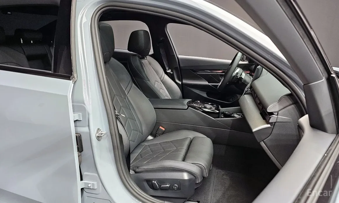 BMW 5 Series 2023 520i M Sport