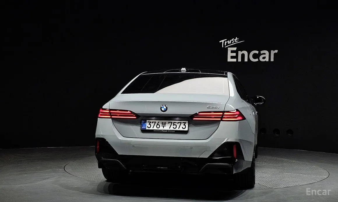 BMW 5 Series 2023 520i M Sport