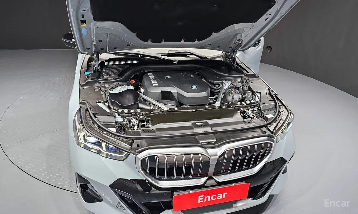 BMW 5 Series 2023 520i M Sport