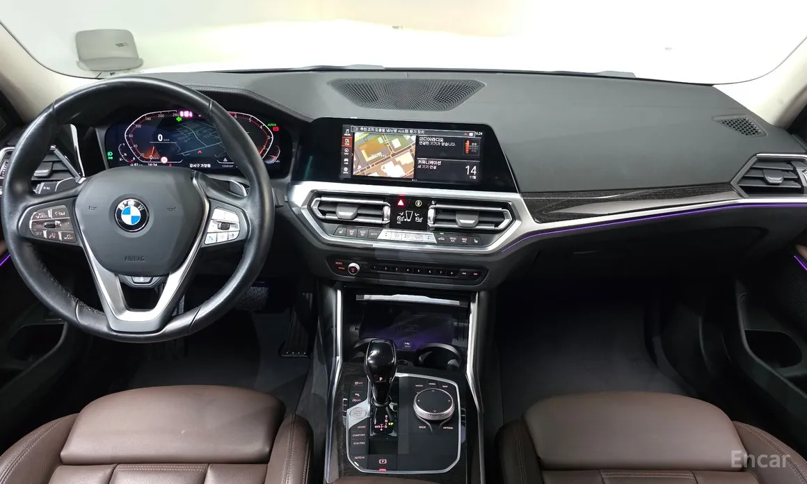 BMW 3 Series 2019 320i Luxury