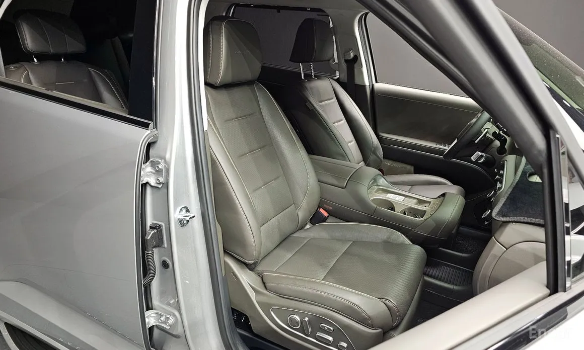 Hyundai Palisade 2025 Gasoline 2.5T 4WD 7-Seater