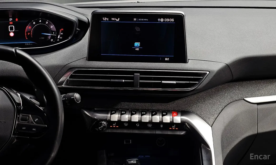 Peugeot 3008 2017 1.2 Pure Tech Allure