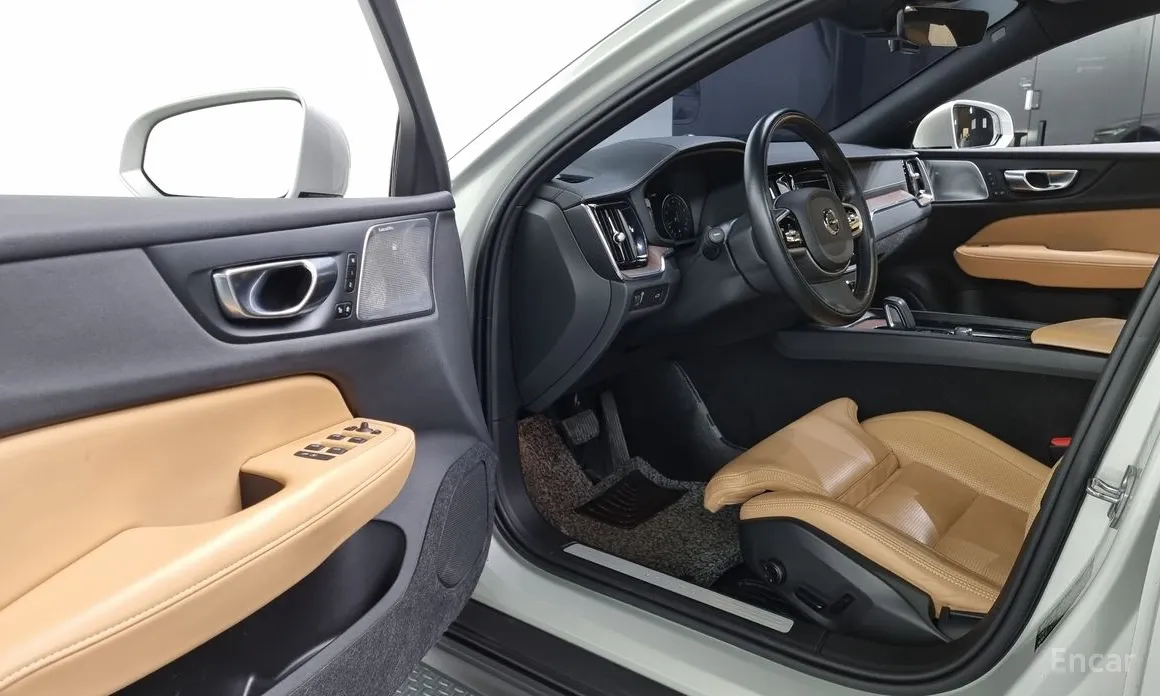 Volvo V60 2019 B5 Pro AWD