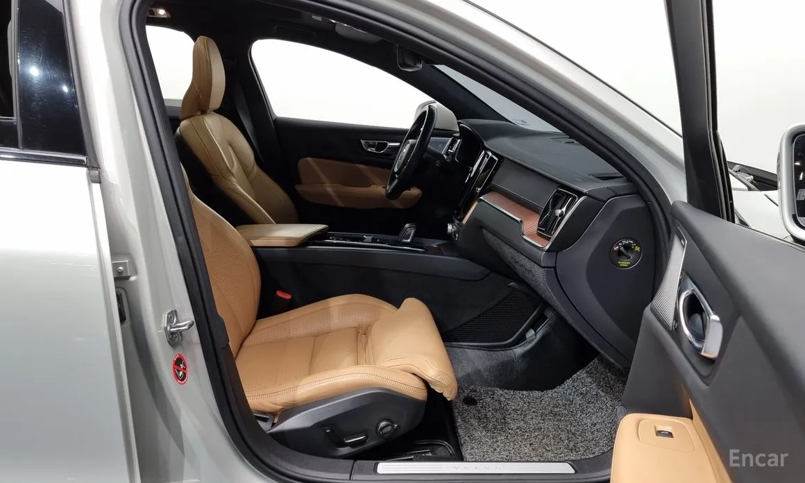 Volvo V60 2019 B5 Pro AWD