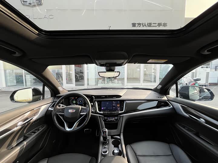 Cadillac XT6 2025 2025款 2.0T 六座四驱尊贵行政黑标版
