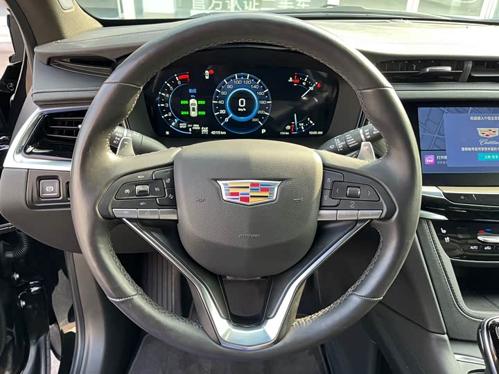 Cadillac XT6 2025 2025款 2.0T 六座四驱尊贵行政黑标版
