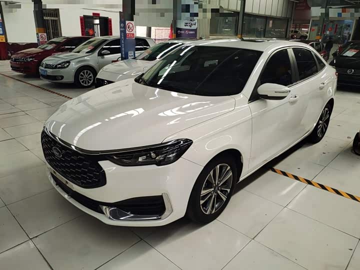 Ford Escort 2021 2021款 1.5L 自动钻石版