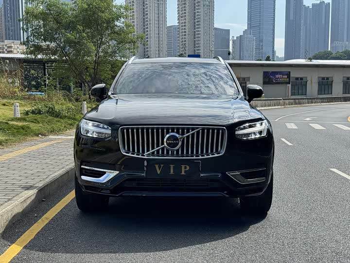 Volvo XC90 Hybrid 2022 2022款 E驱混动 T8 智尊豪华版 7座