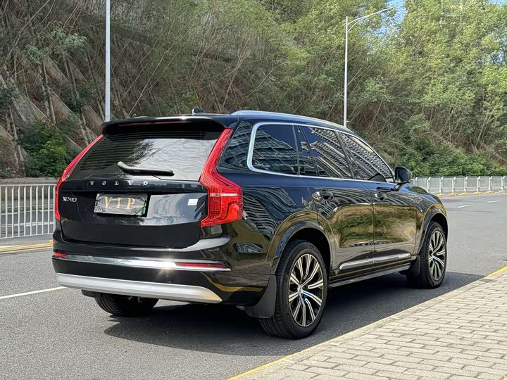 Volvo XC90 Hybrid 2022 2022款 E驱混动 T8 智尊豪华版 7座