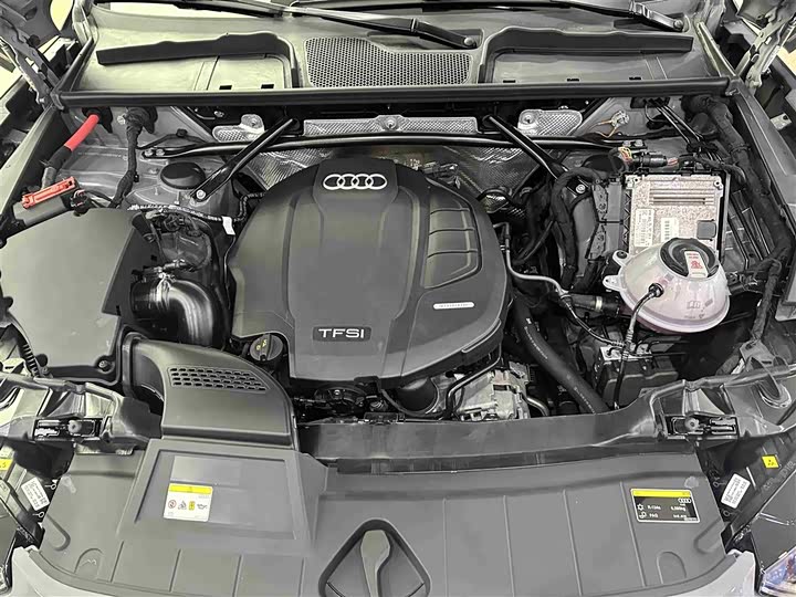 Audi Q5L Sportback 2022 2022款 改款 40 TFSI RS套件燃速型