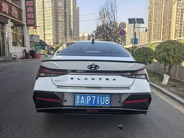 Hyundai Elantra N line 2023 2023款 1.5L CVT LUX尊贵版