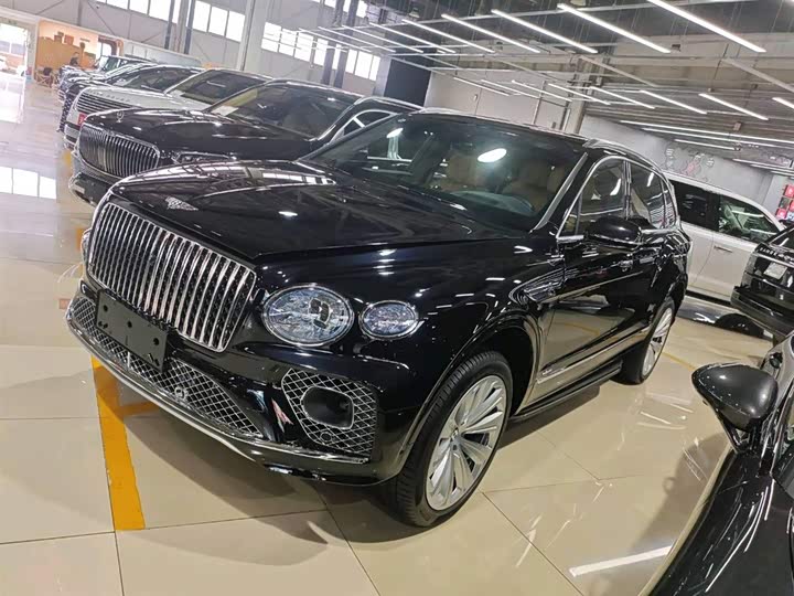 Bentley Bentayga 2024 2024款 4.0T V8 长轴距雅度版