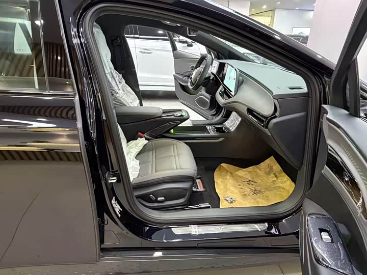 Hongqi EH7 2024 2024款 640 Pro+ 四驱版