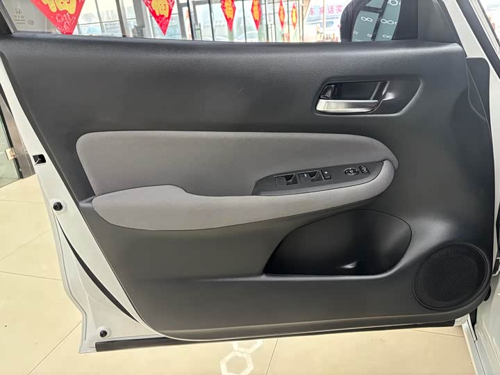 Honda Life 2021 2021款 1.5L CVT SPORT心动版