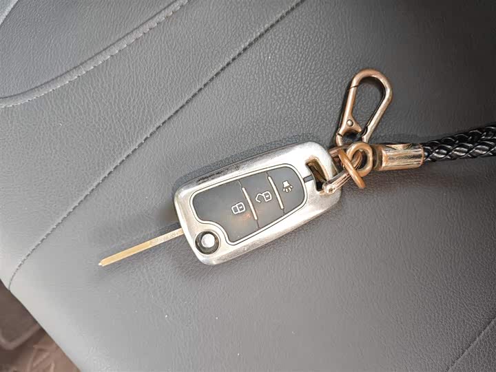 Great Wall Wingle 5 2021 2021款 2.0T柴油两驱精英型大双排国VI GW4D20M