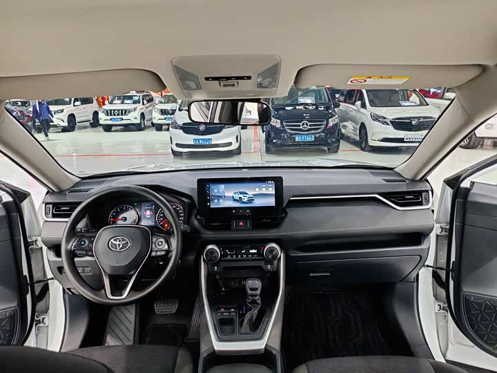 Toyota RAV4 2024 2024款 2.0L CVT两驱都市版
